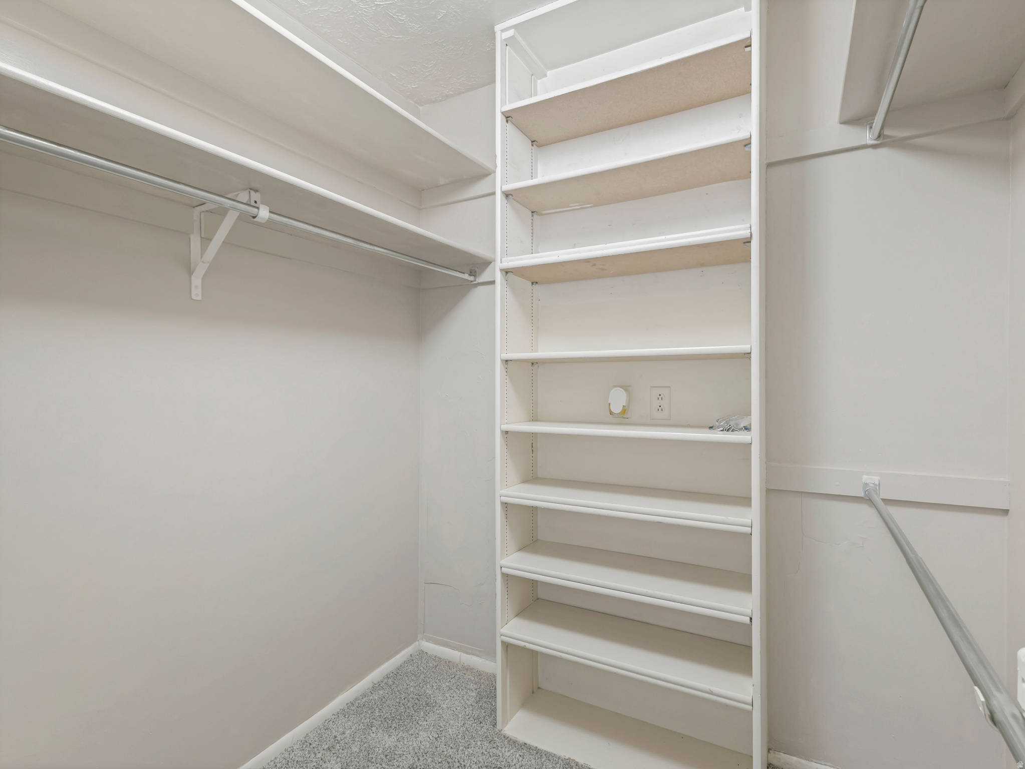 RANDALL WAY - Residential