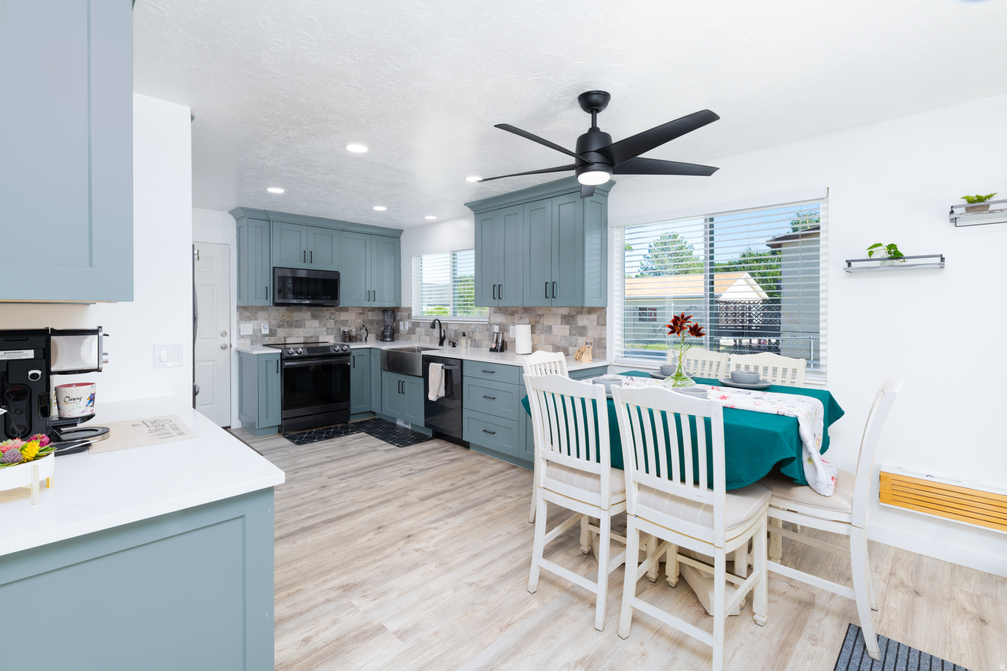 COLONY WEST - Residential