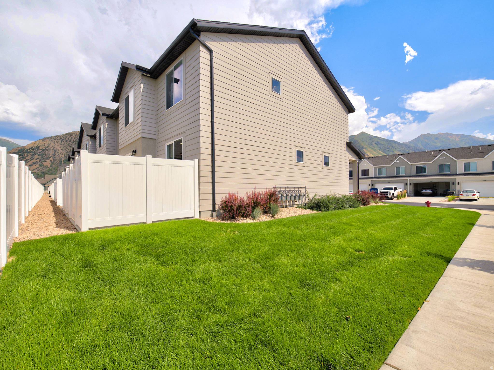 VIRIDIAN - Residential