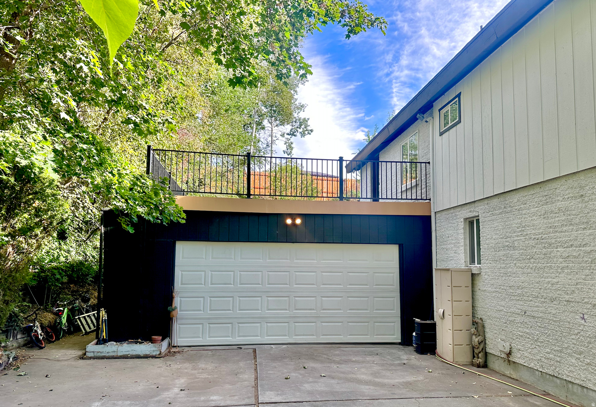 RIDGE - Residential