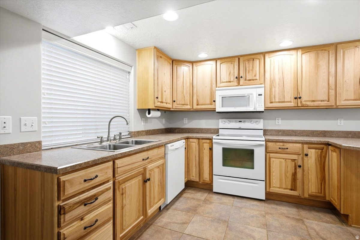 ELM GROVE - Residential