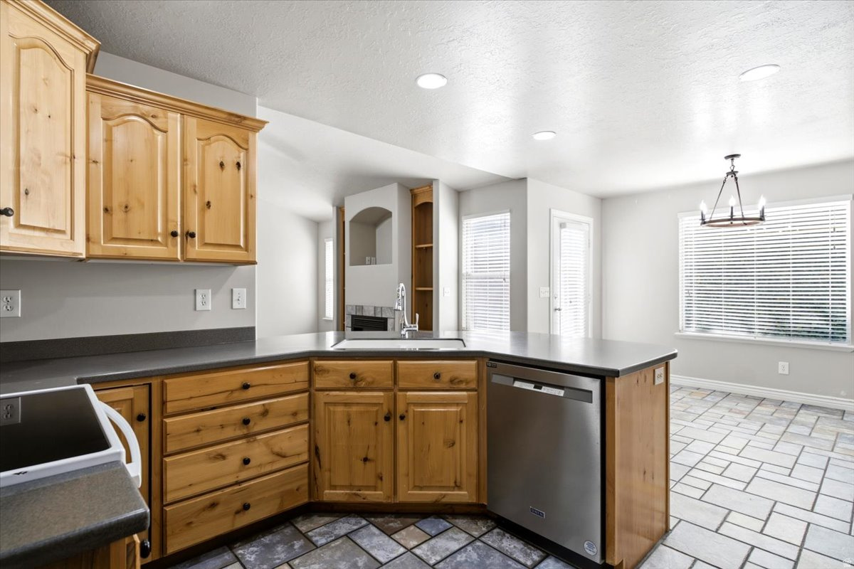 ELM GROVE - Residential