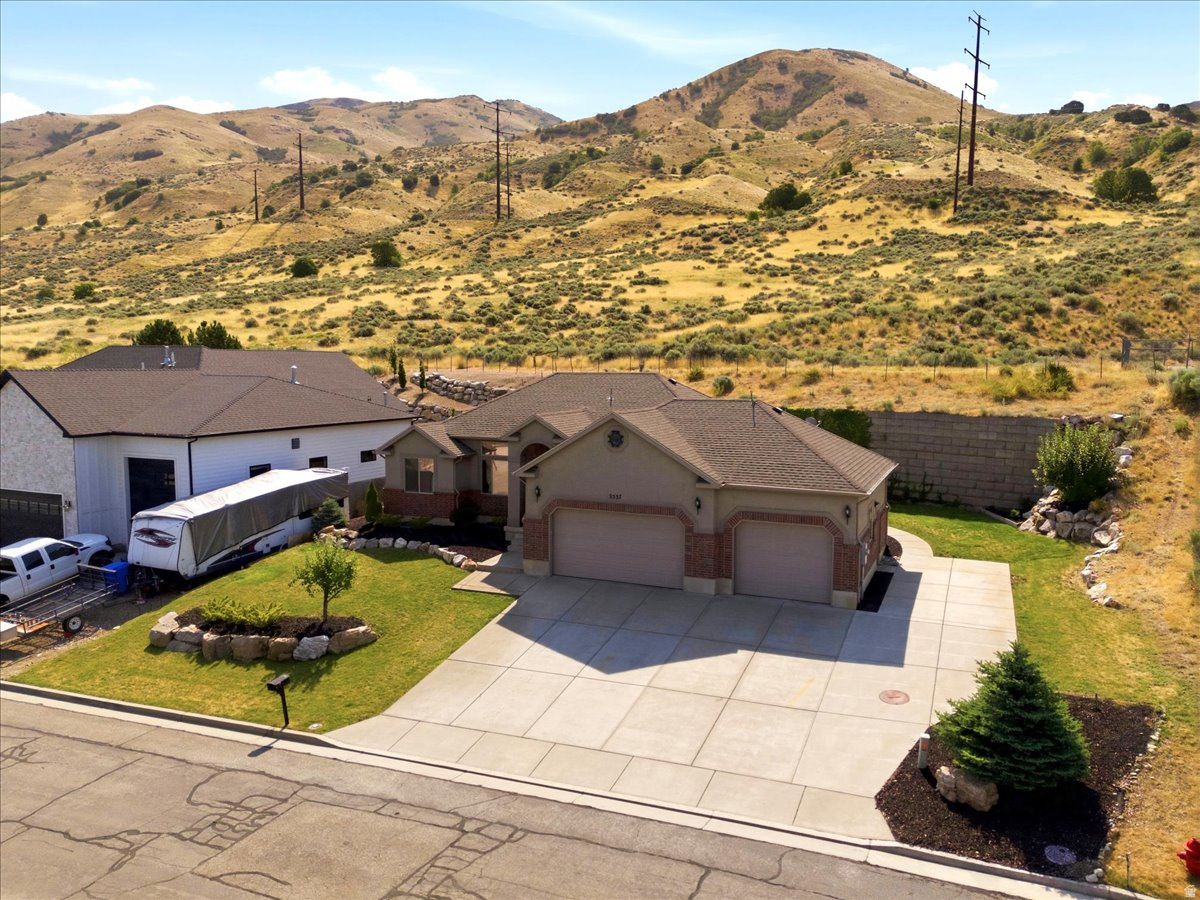 ELM GROVE - Residential