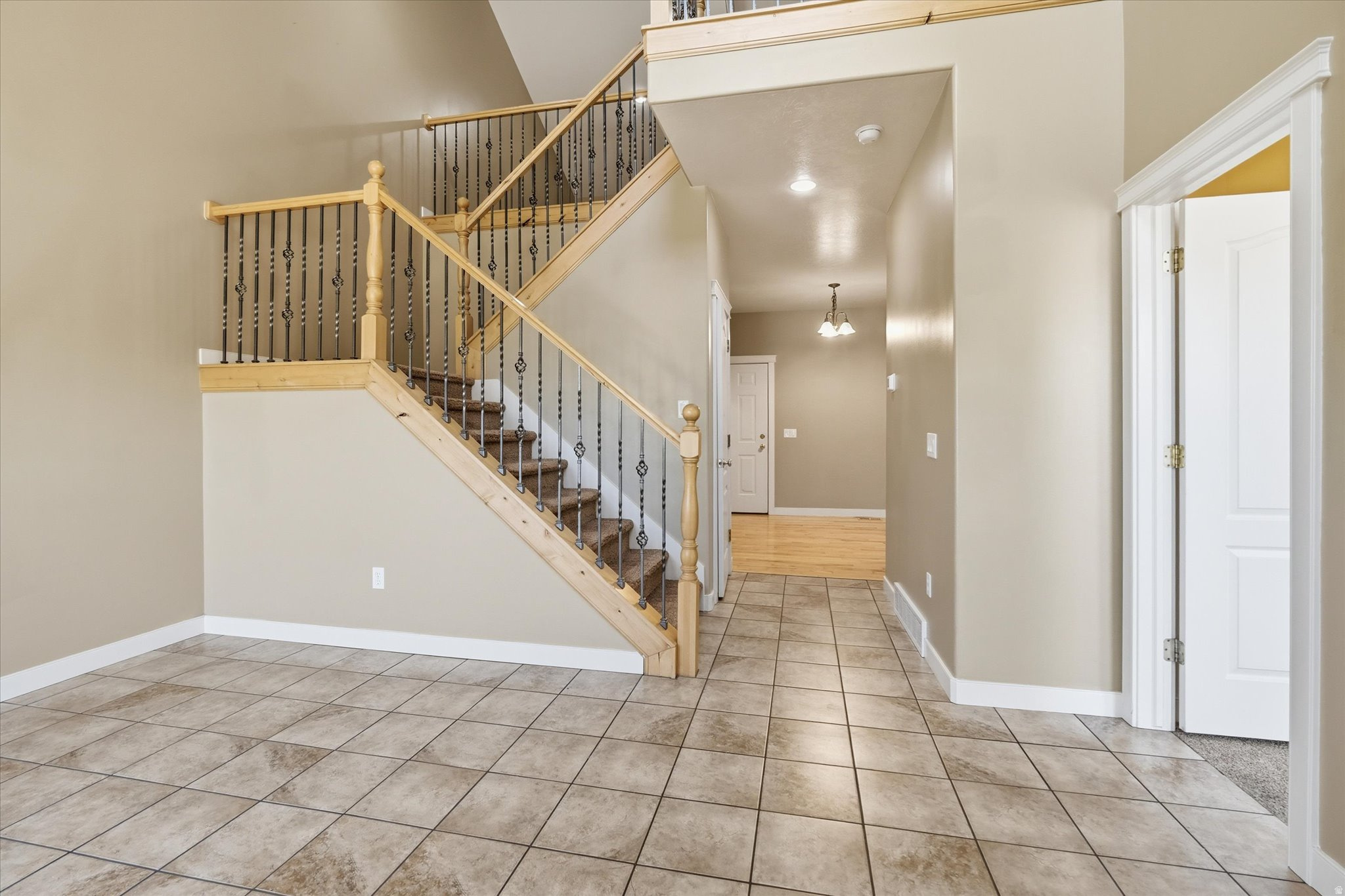 LEXINGTON VILLAGE - Residential