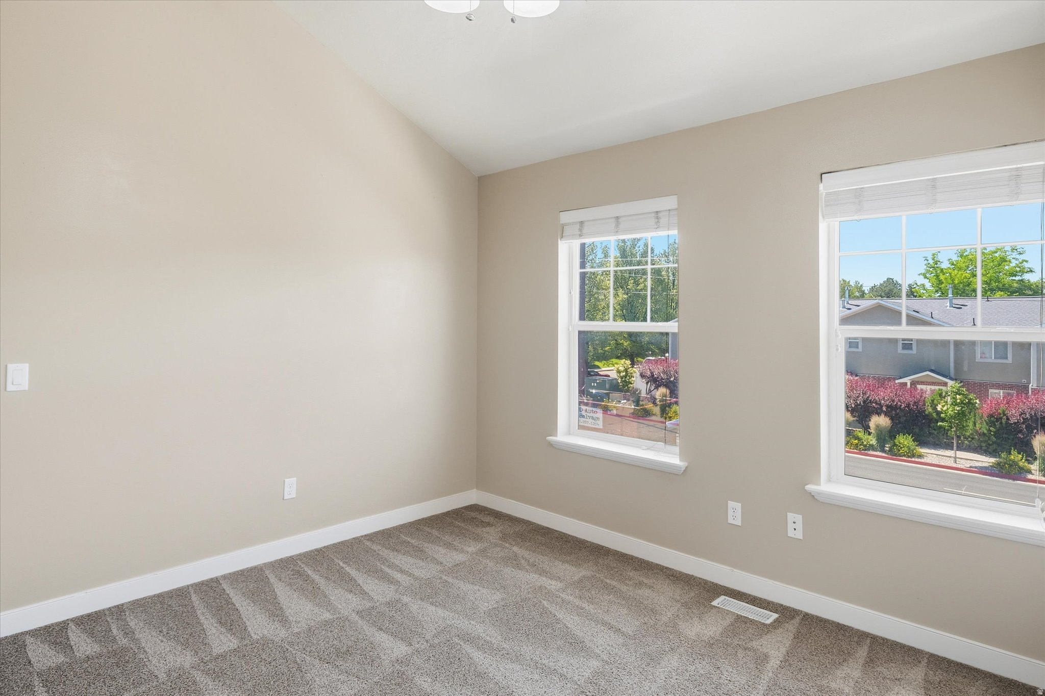 LEXINGTON VILLAGE - Residential