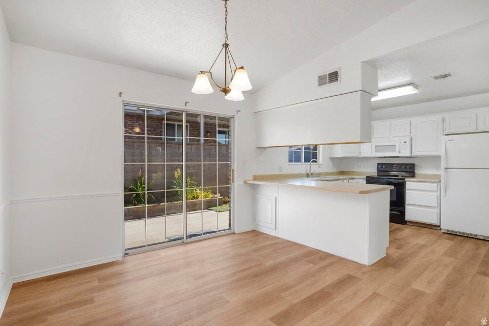 HERITAGE LANE TH 3 - Residential