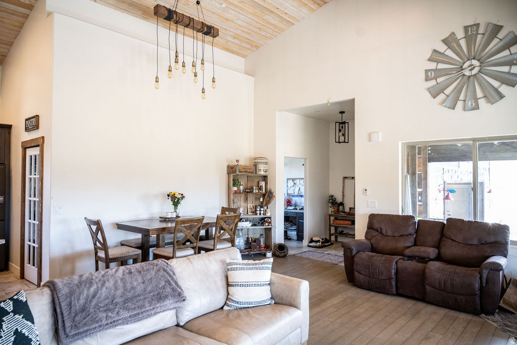 TIMBER LAKES - Residential
