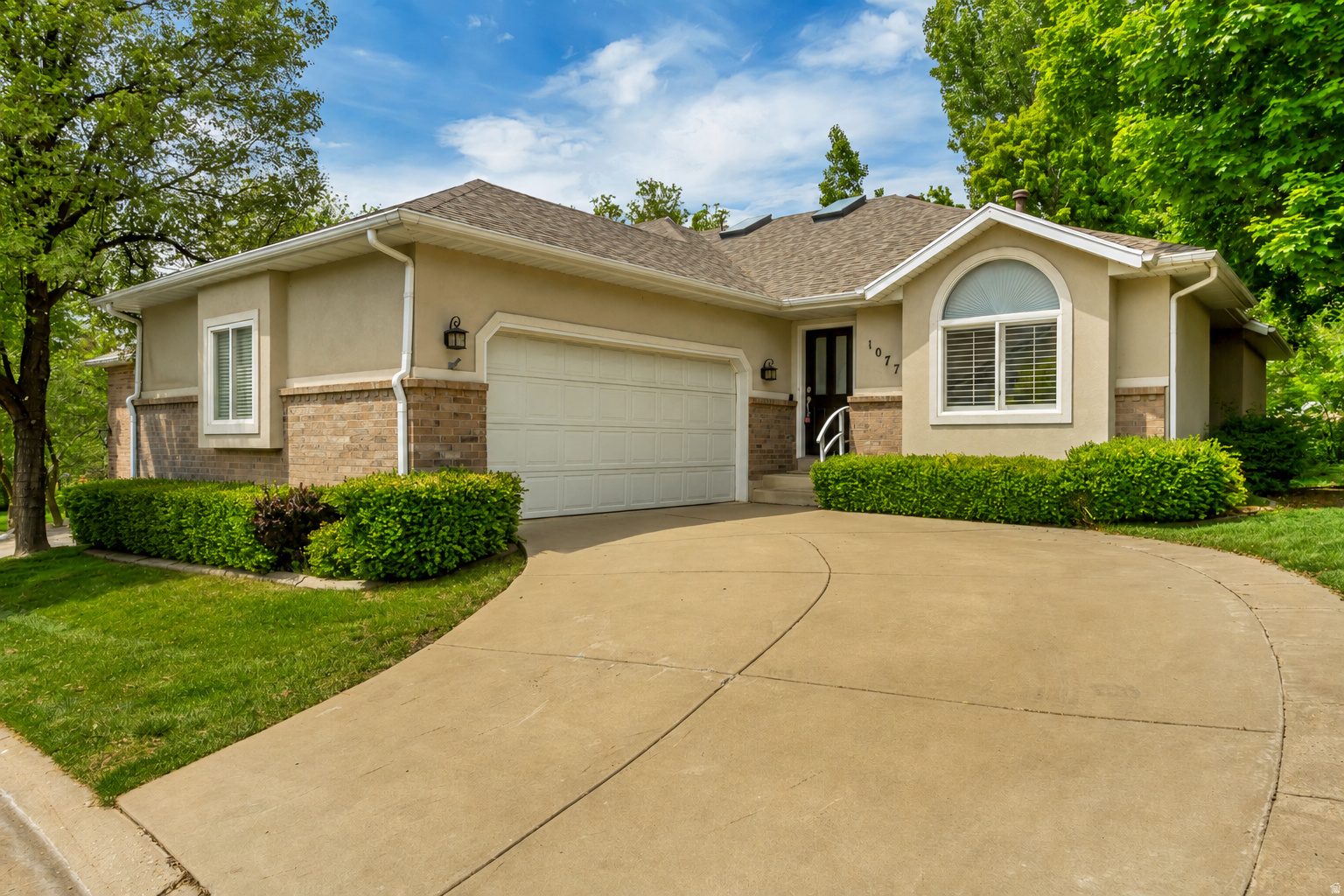 BROOK HAVEN - Residential