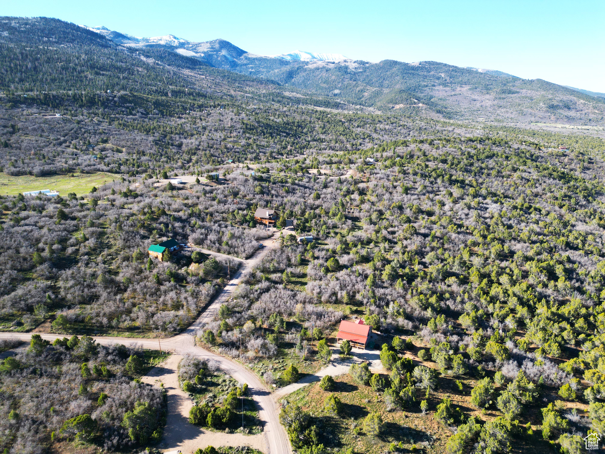 WHISPERING PINES III - Land