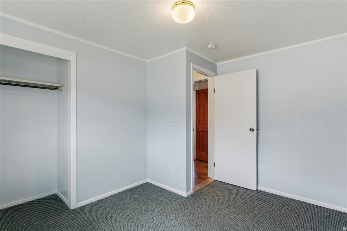 IMPERIAL ESTATES - Residential