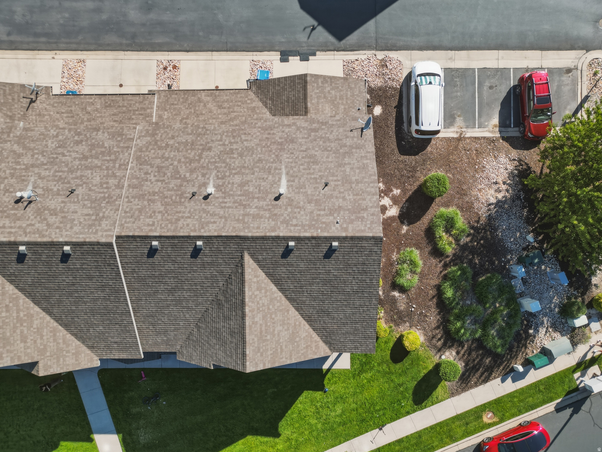 WHISPERING WILLOWS - Residential