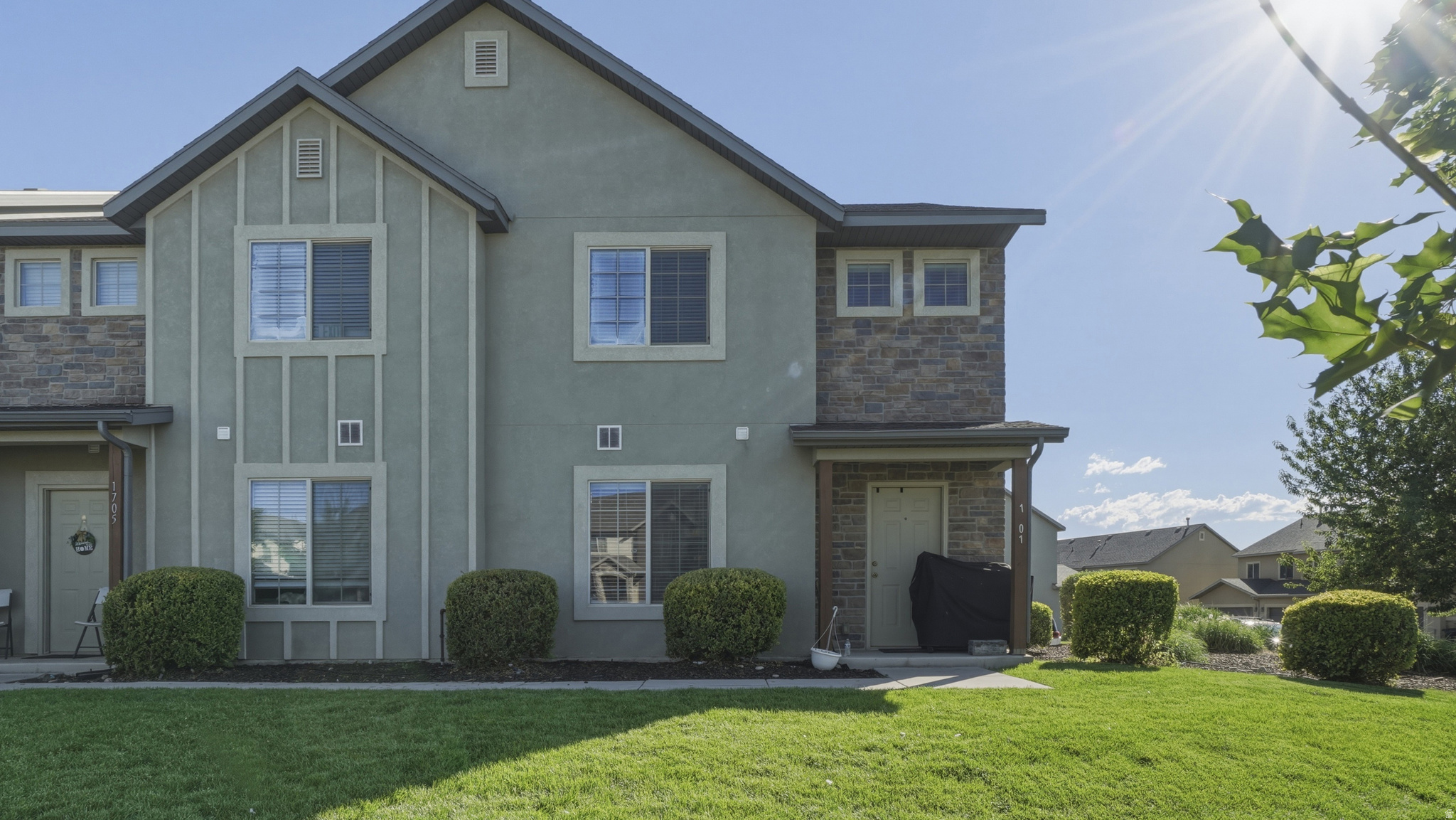 Townhouse in the heart of Spanish Fork offering comfortable, low-maintenance living with new carpet, updated flooring, and a new dishwasher. The functional layout features both front and rear entrances, allowing for great natural light and fresh airflow. The main living area flows easily into the kitchen and dining space. Includes a spacious 2-car garage, community playground, and additional off-street parking. Square footage figures are provided as a courtesy estimate only.
