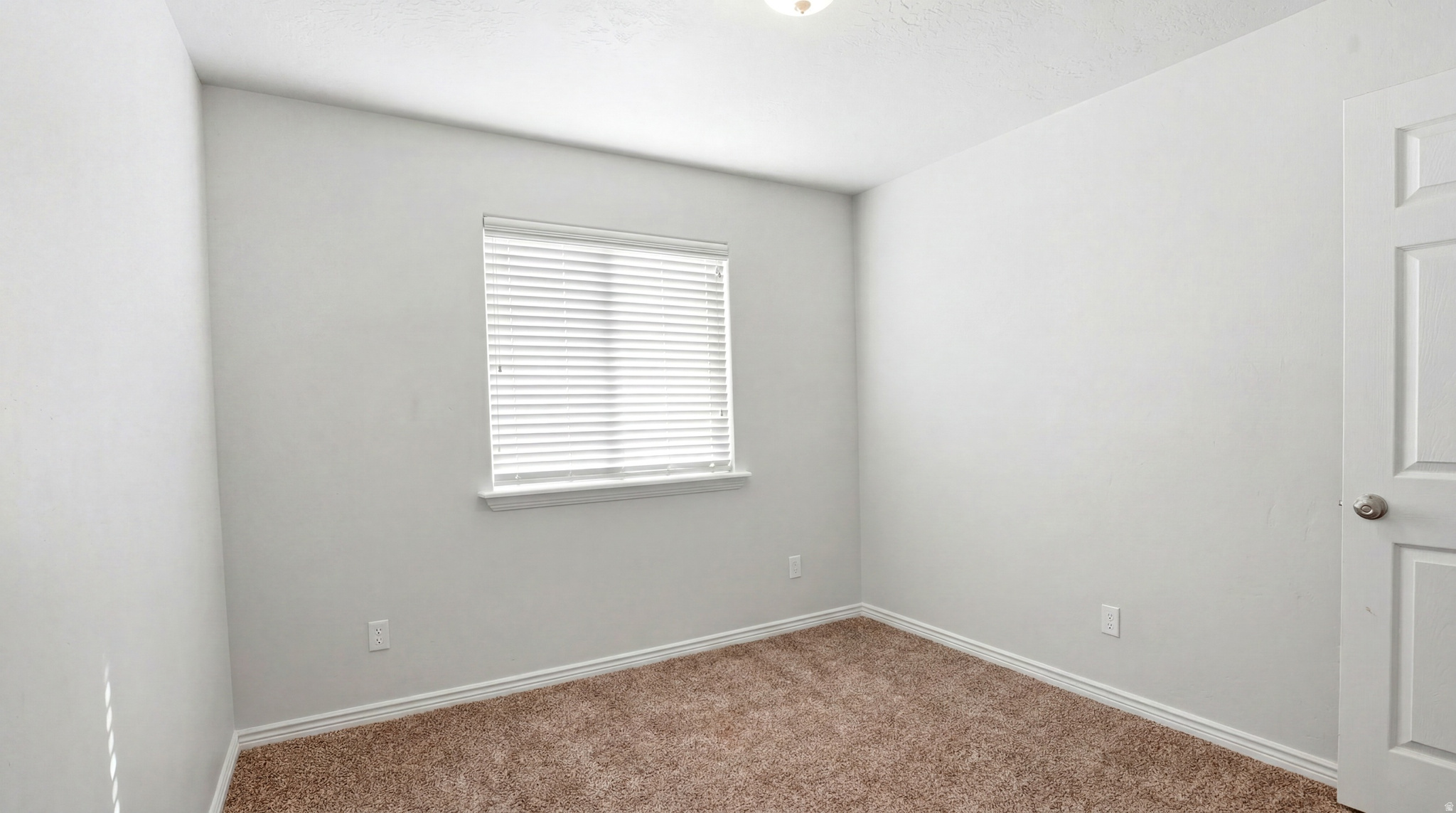 WHISPERING WILLOWS - Residential