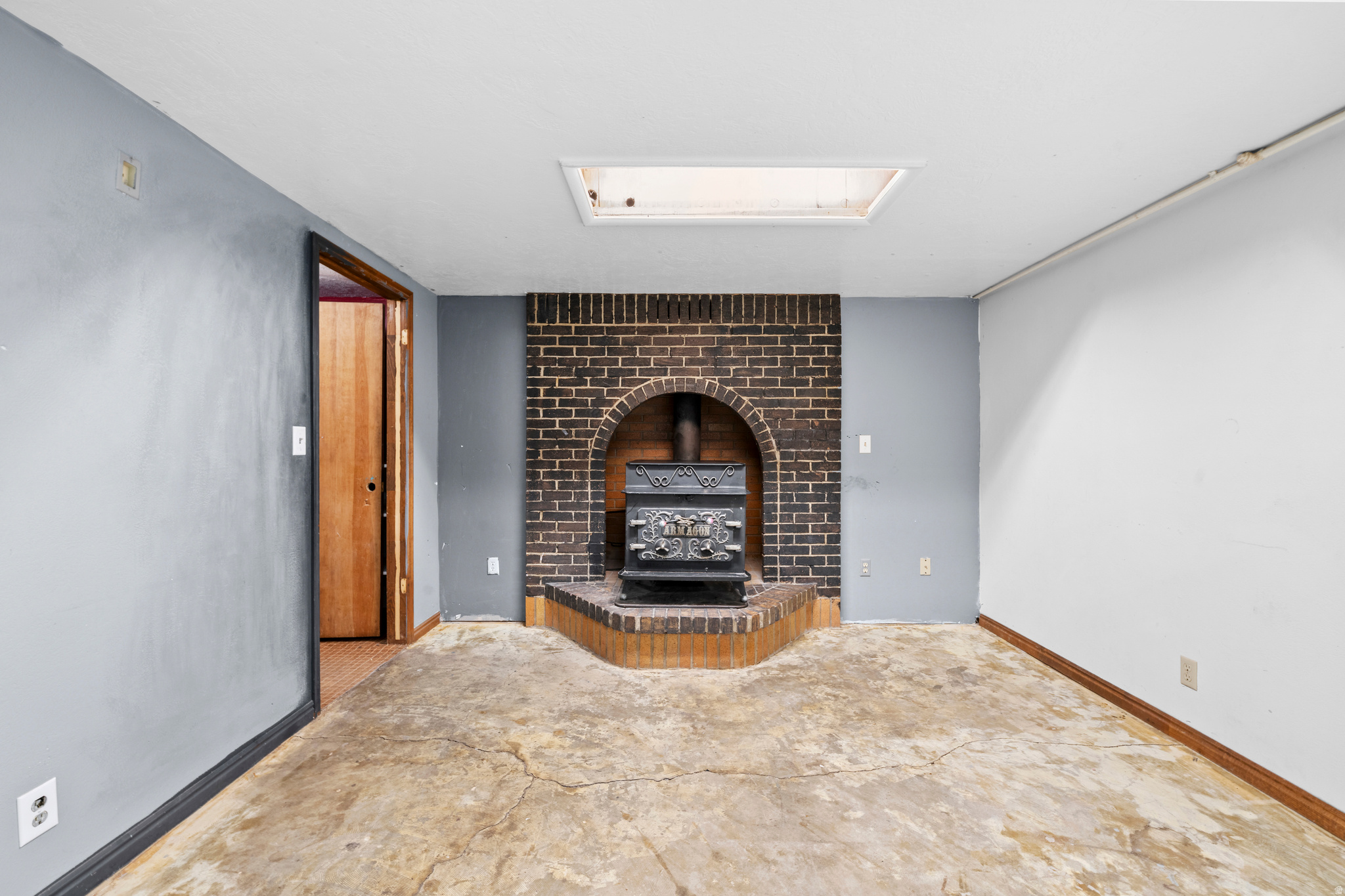 PLEASANT VILLAGE - Residential