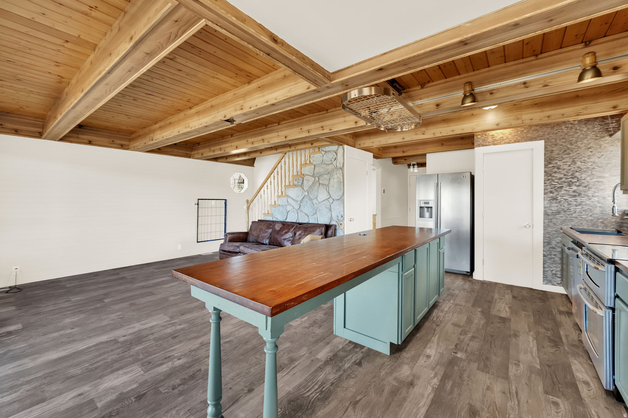 TIMBER LAKES - Residential