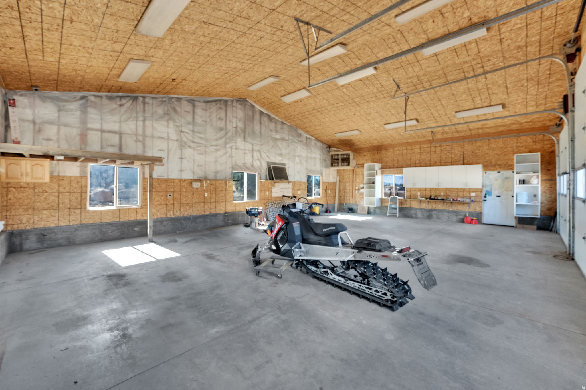 TIMBER LAKES - Residential