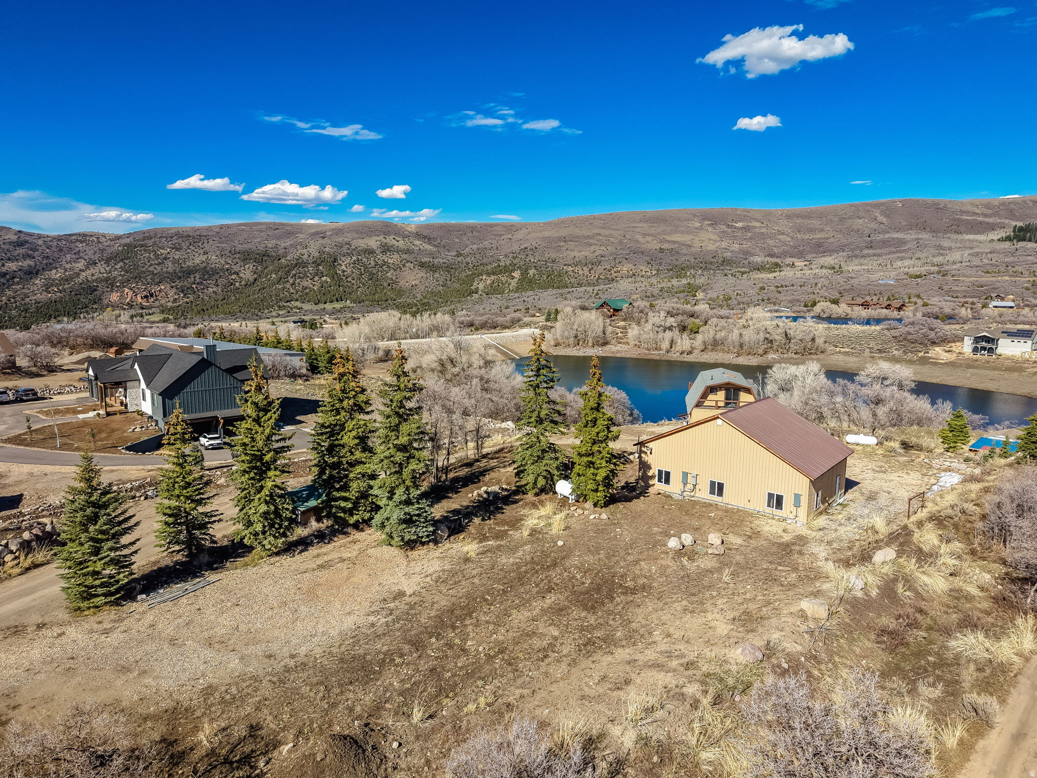 TIMBER LAKES - Residential