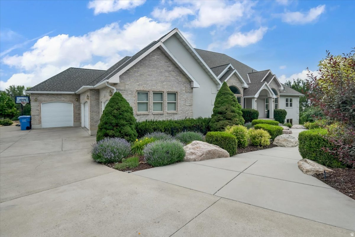 CANYON RIDGE ESTATES - Residential
