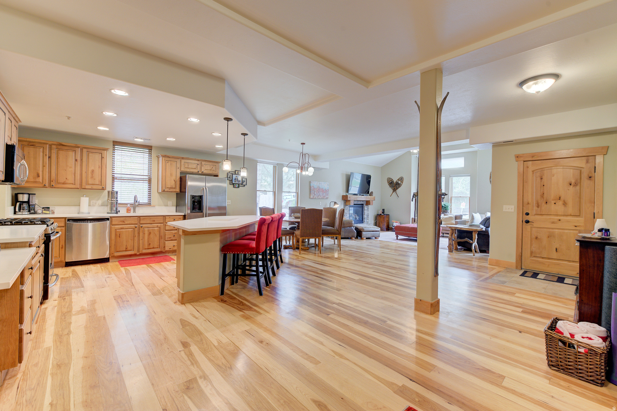 MOOSE LODGE - Residential