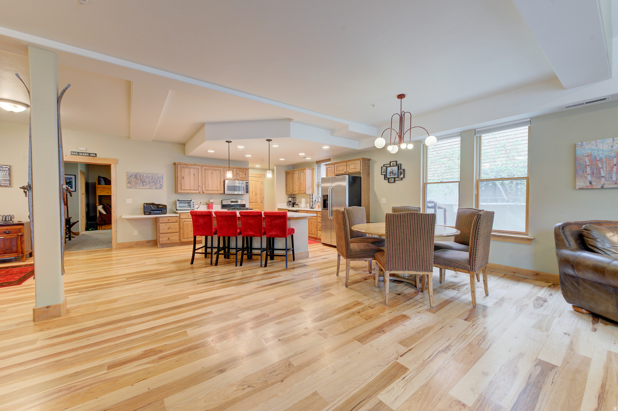 MOOSE LODGE - Residential