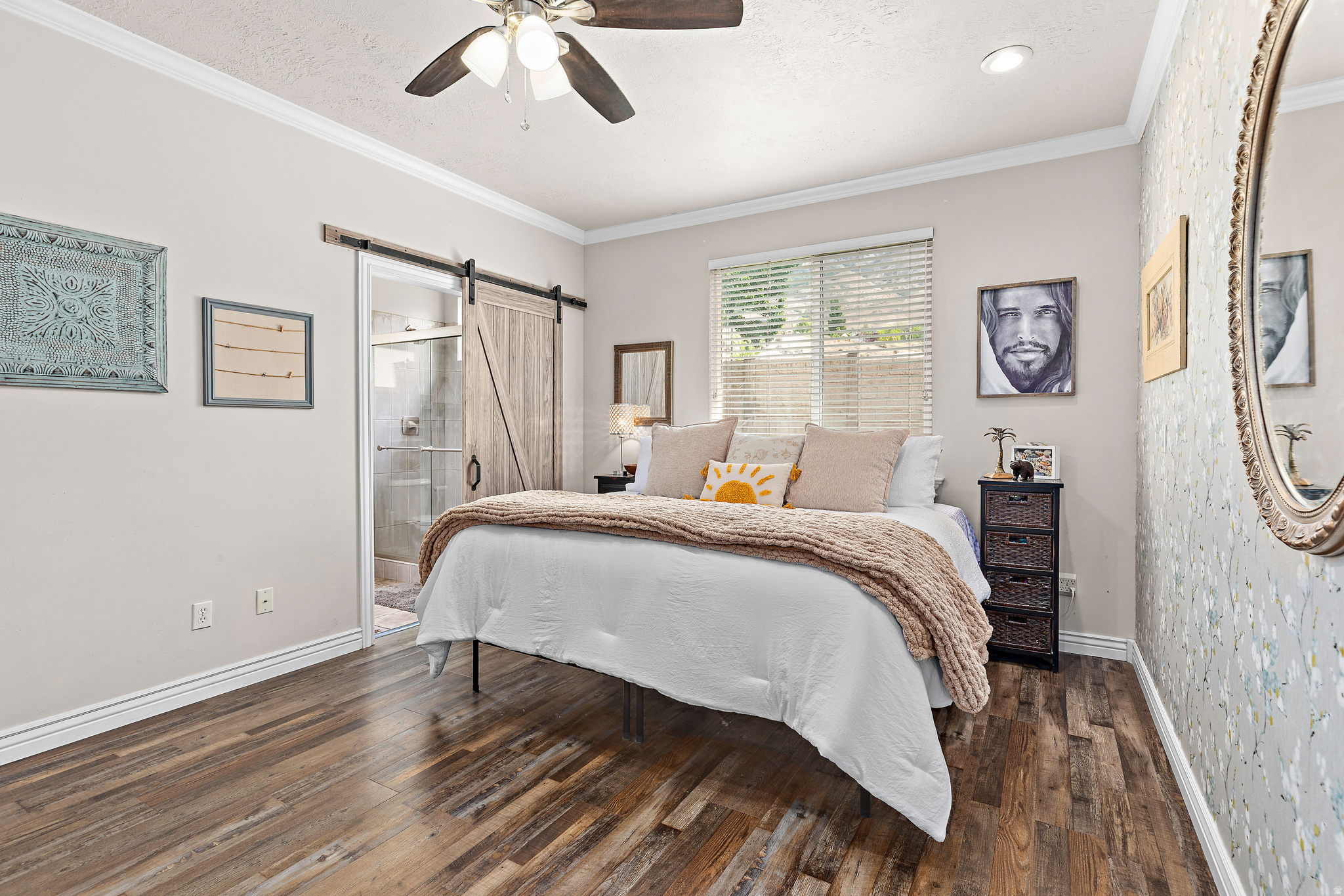 RED OAKS - Residential