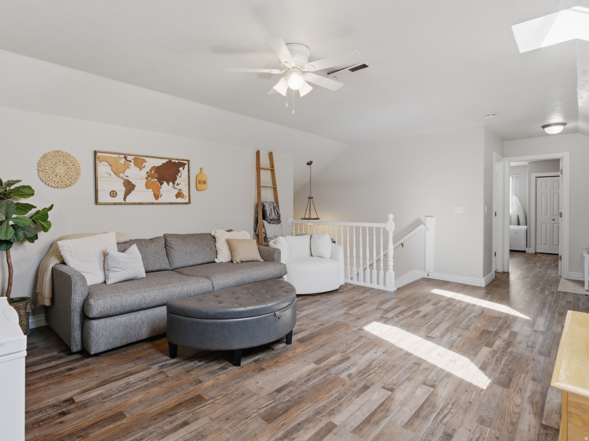 RED OAKS - Residential