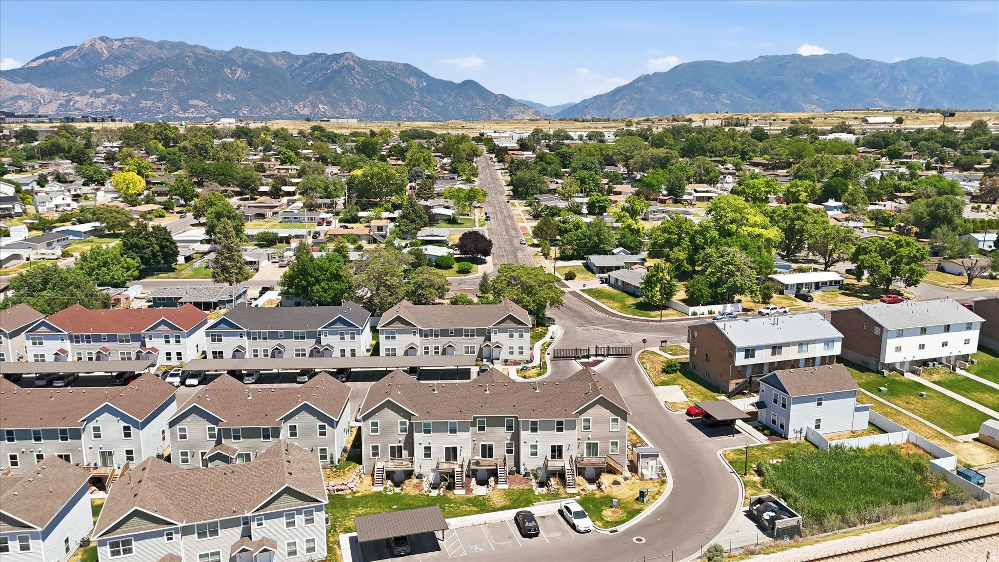 SUNSET PLACE - Residential