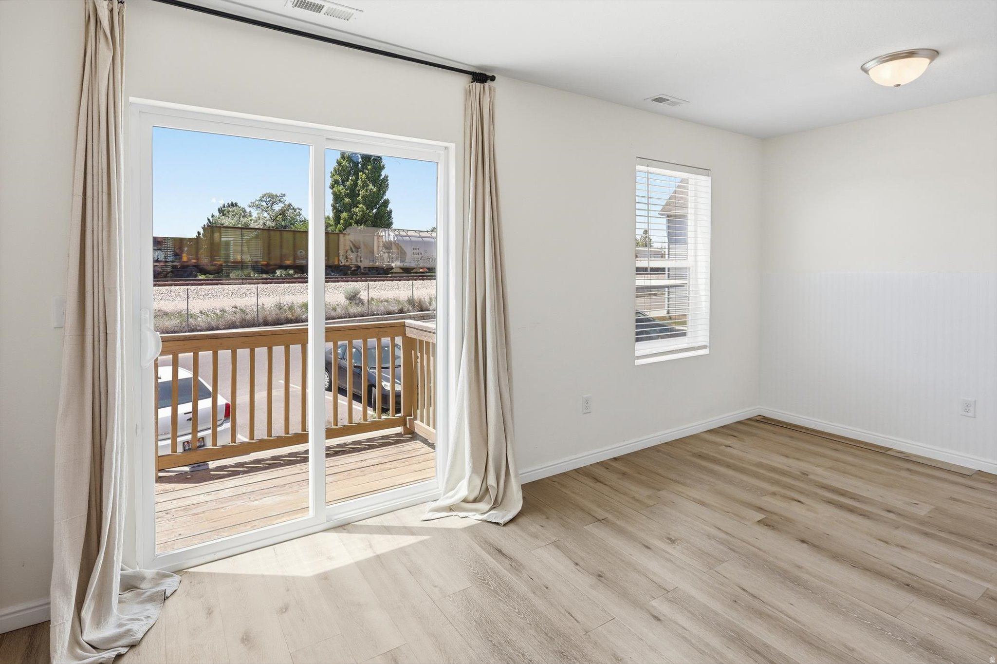 SUNSET PLACE - Residential