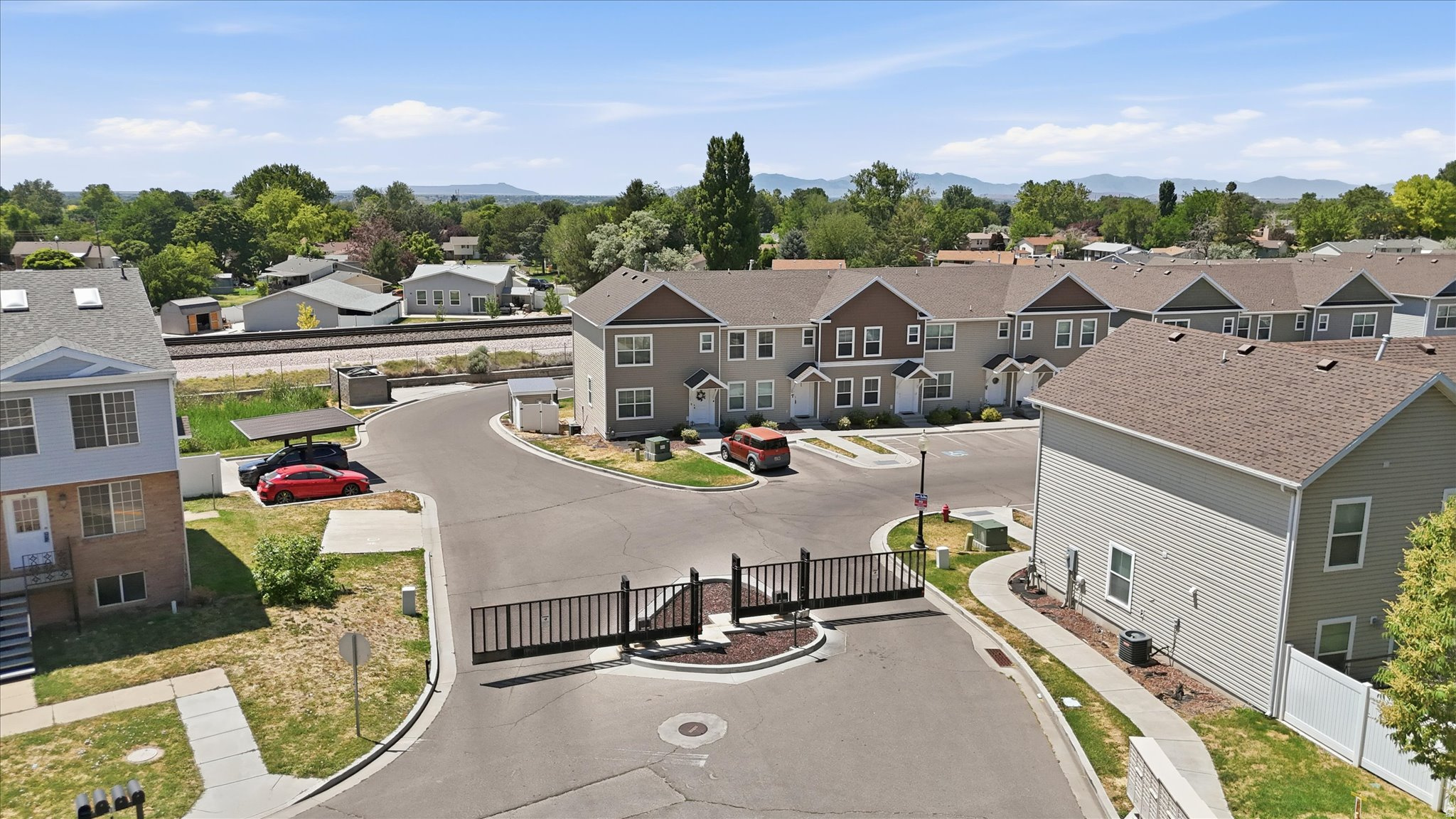 SUNSET PLACE - Residential