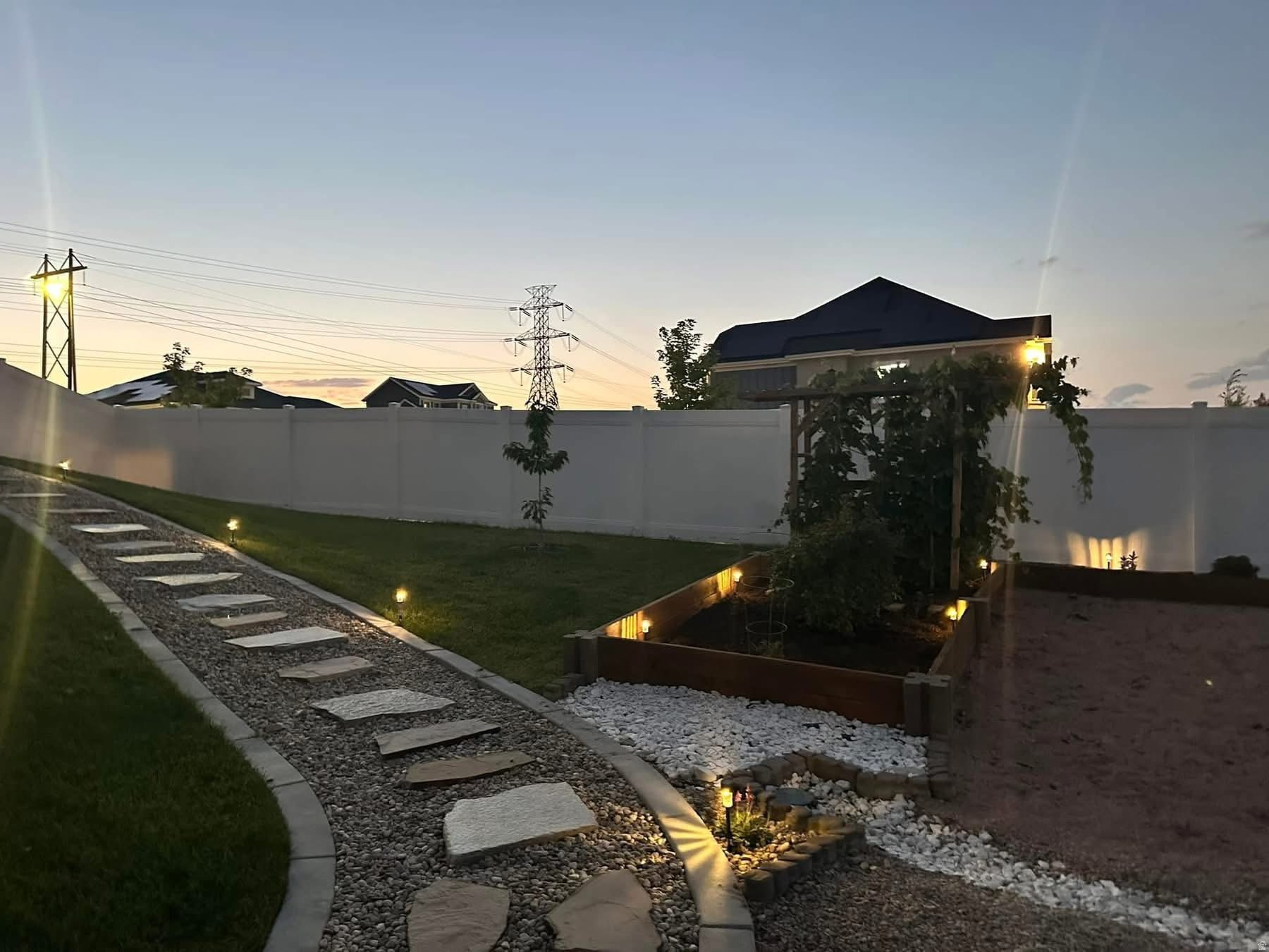 SOMMERGLEN HEIGHTS - Residential