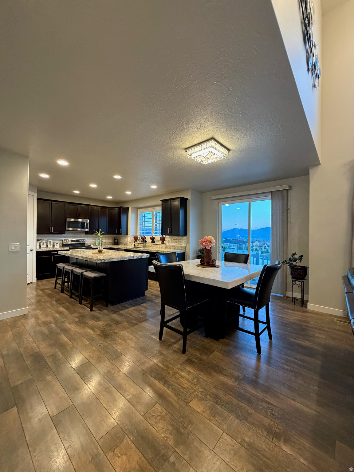 SOMMERGLEN HEIGHTS - Residential