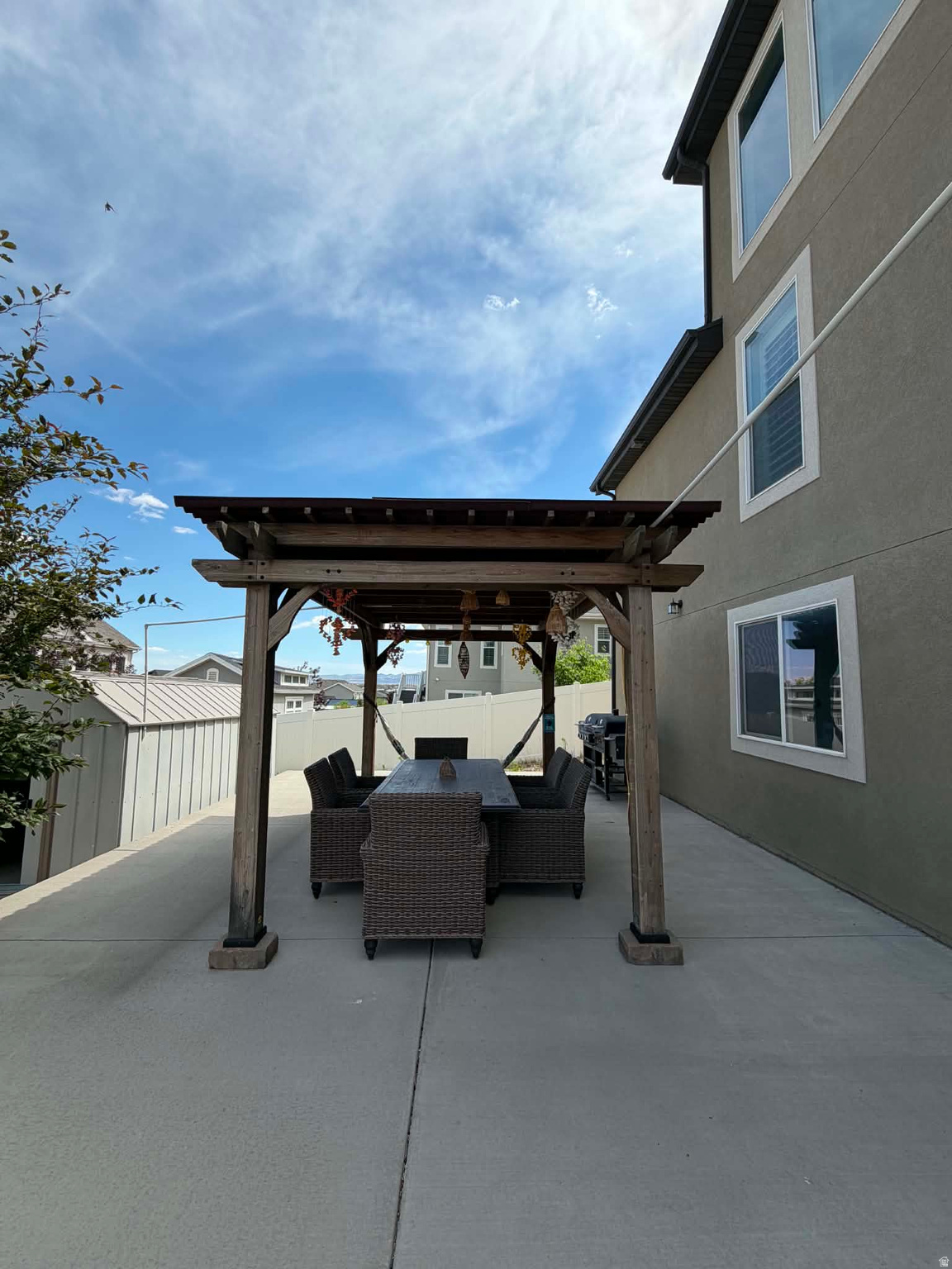 SOMMERGLEN HEIGHTS - Residential