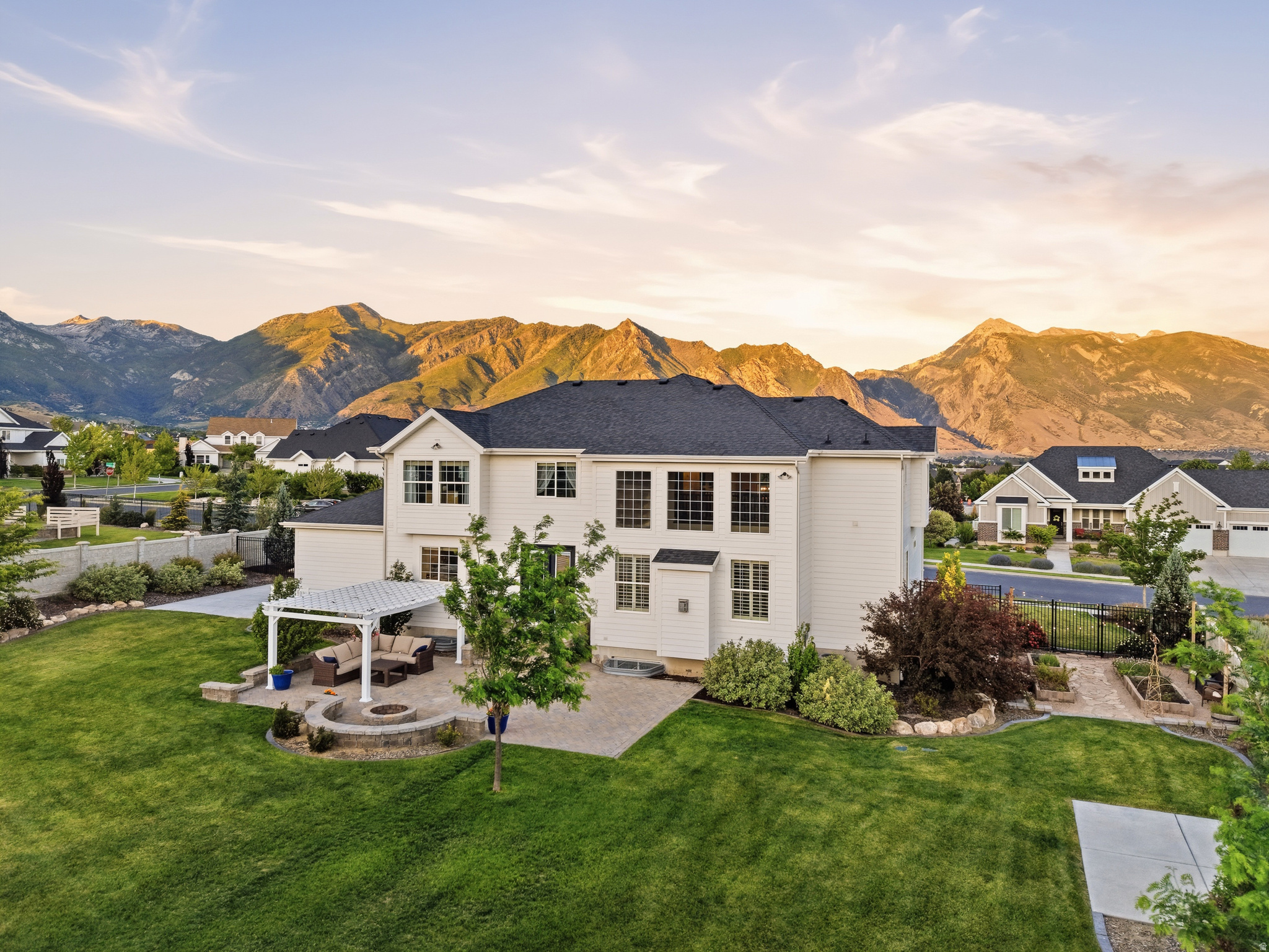 DRY CREEK - Residential