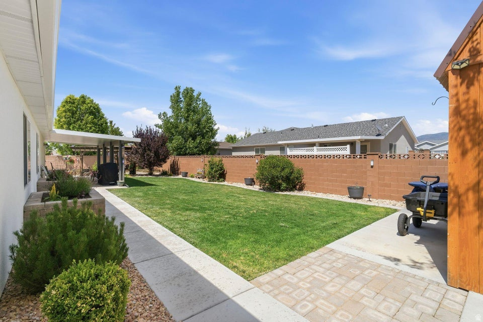 HUNTER GLENN SUBDIVISION - Residential