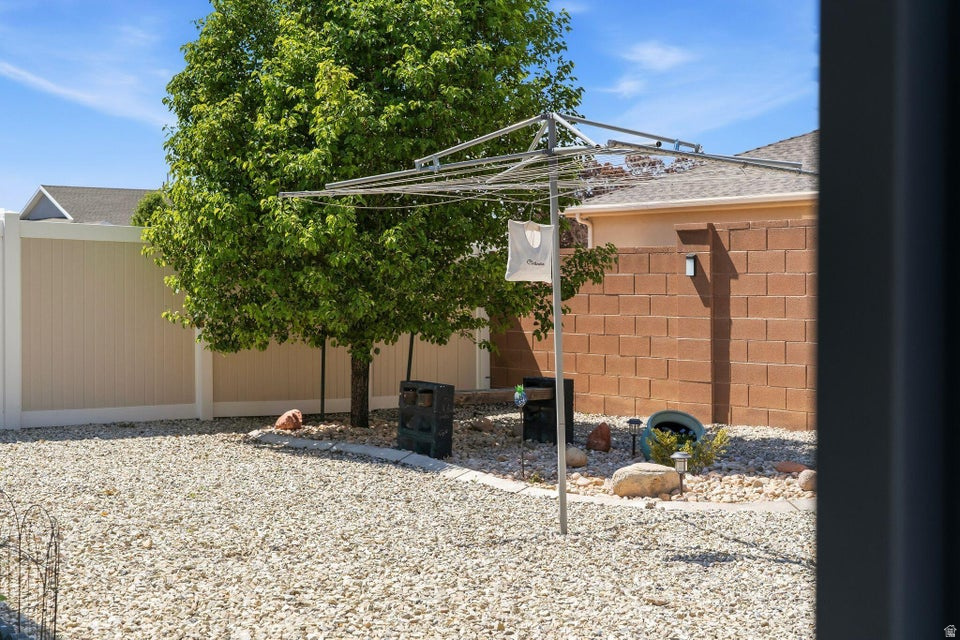 HUNTER GLENN SUBDIVISION - Residential