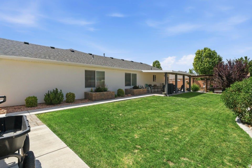HUNTER GLENN SUBDIVISION - Residential