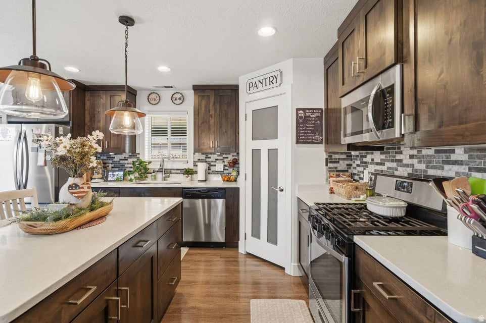 HUNTER GLENN SUBDIVISION - Residential