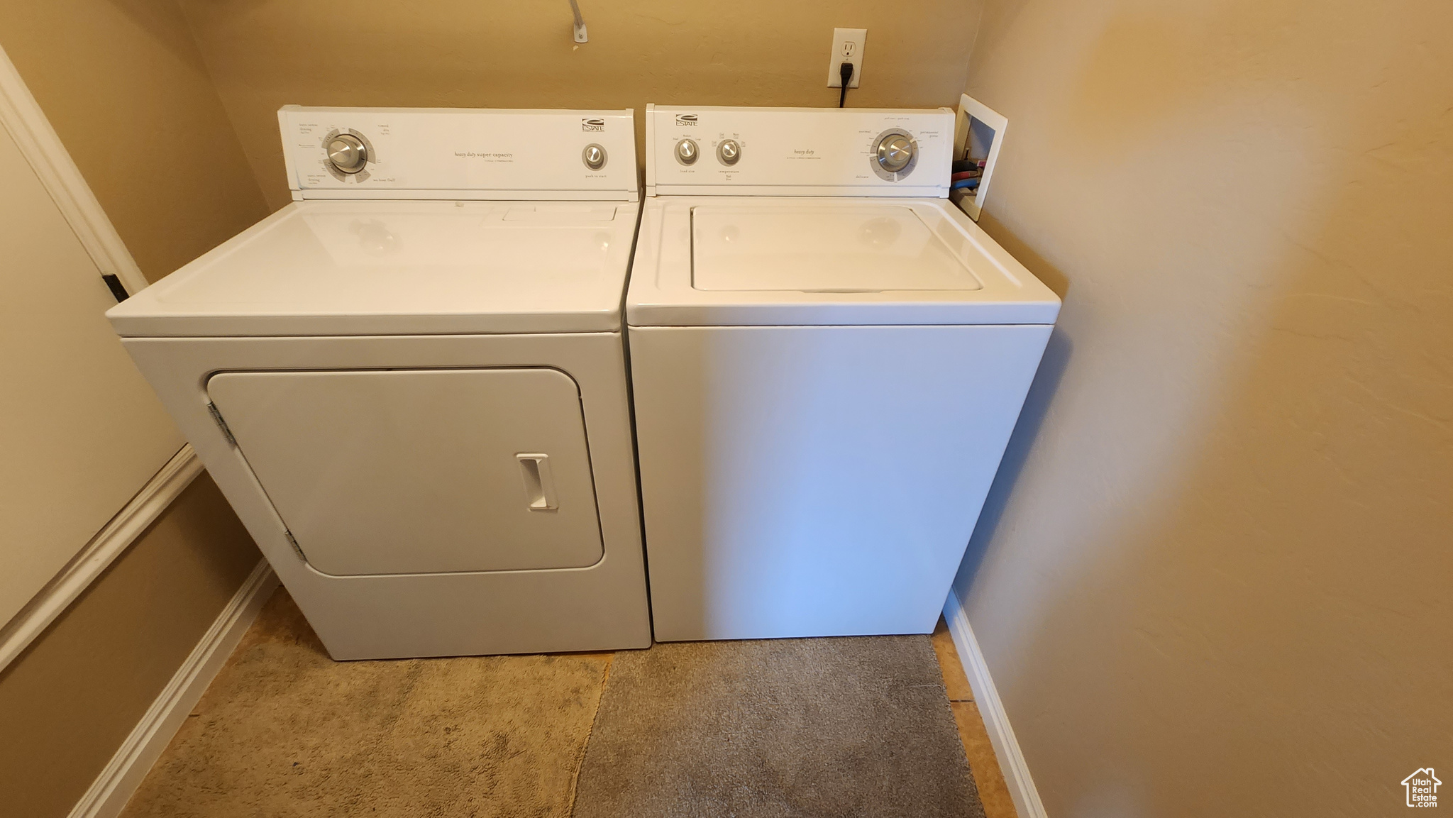 REDCLIFF CONDOS - Residential