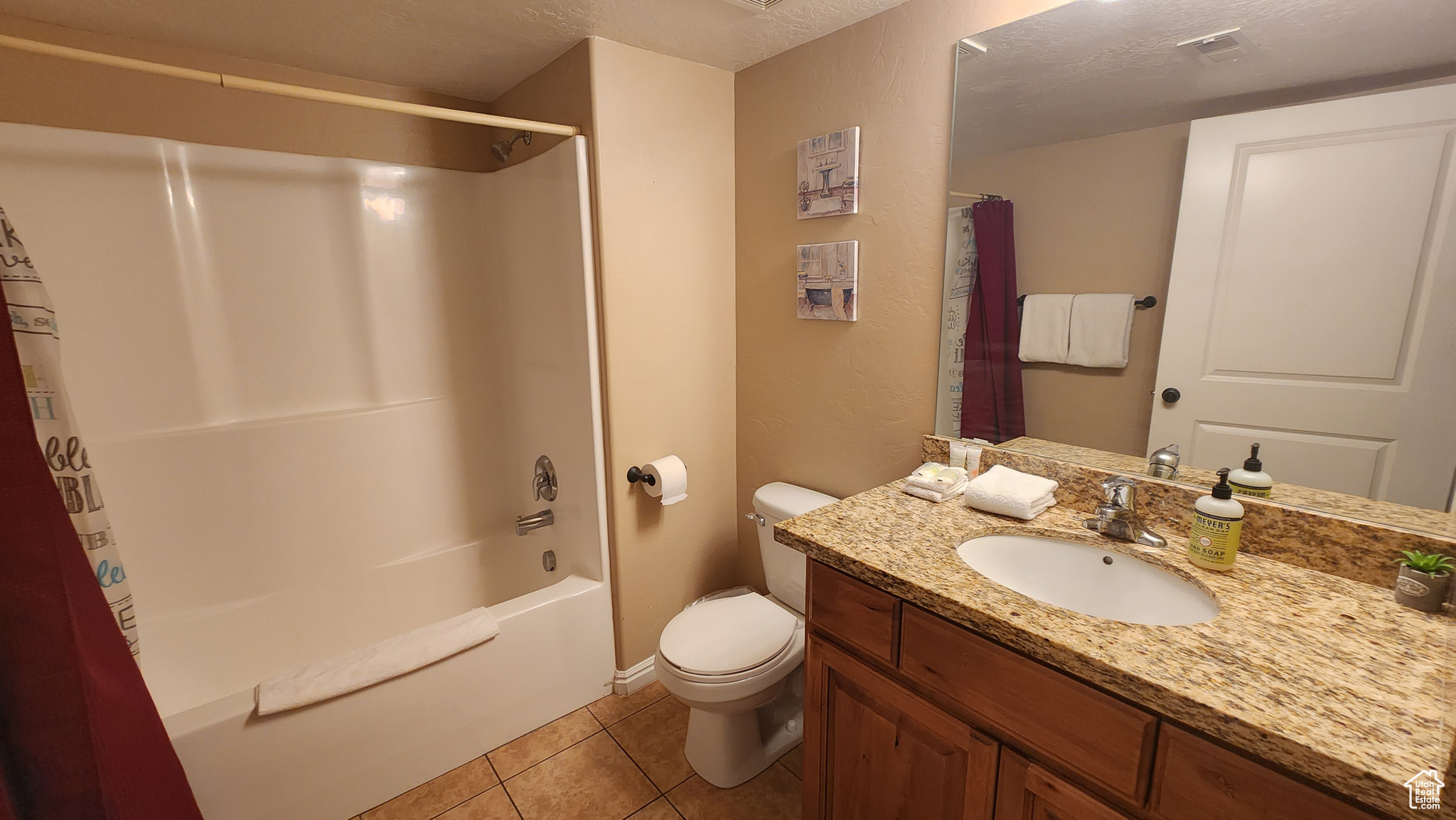 REDCLIFF CONDOS - Residential