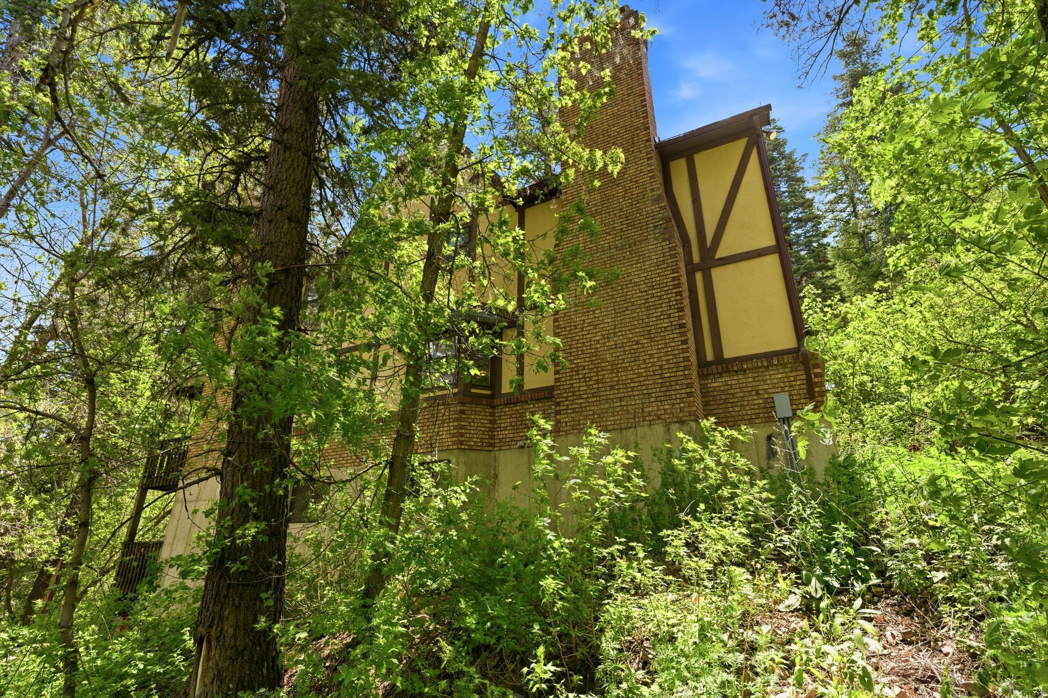 BRICKERHAVEN - Residential