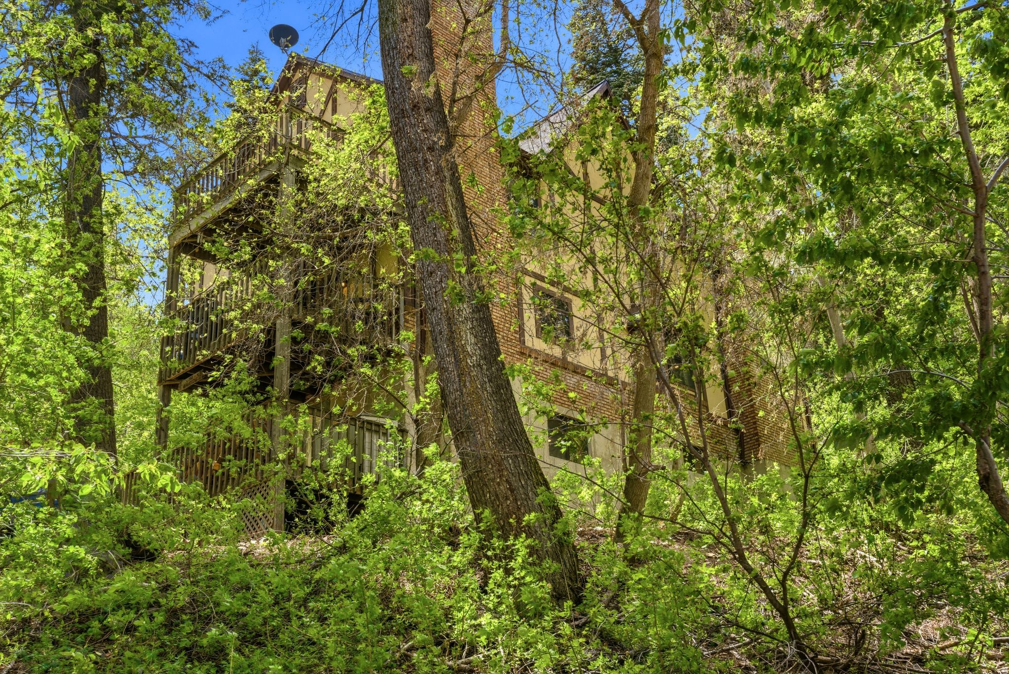 BRICKERHAVEN - Residential