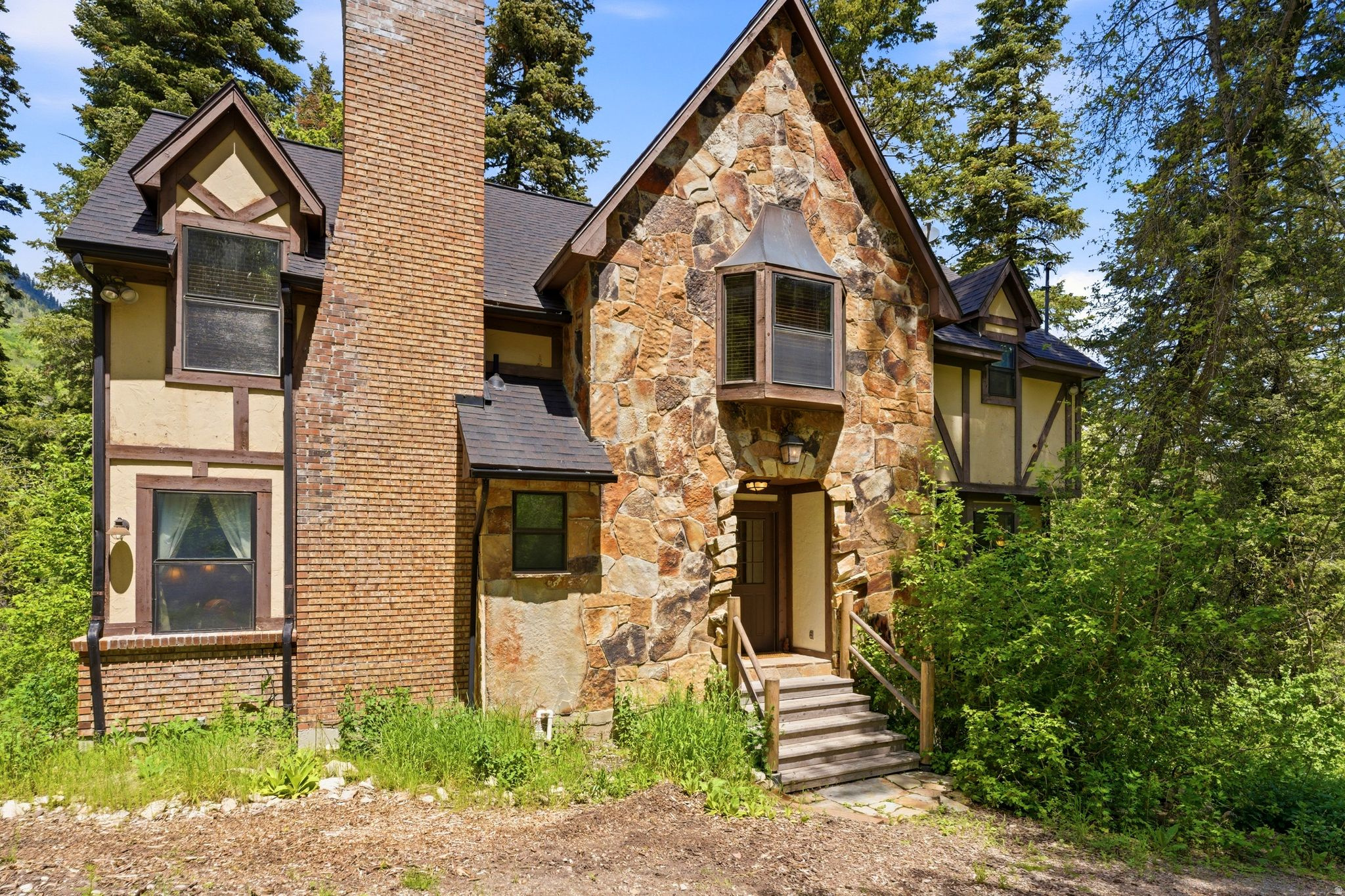 BRICKERHAVEN - Residential
