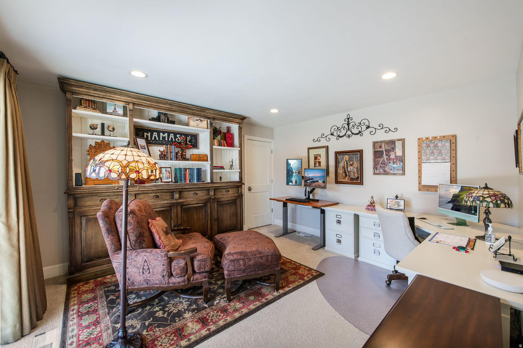 THREE FOUNTAINS - Residential