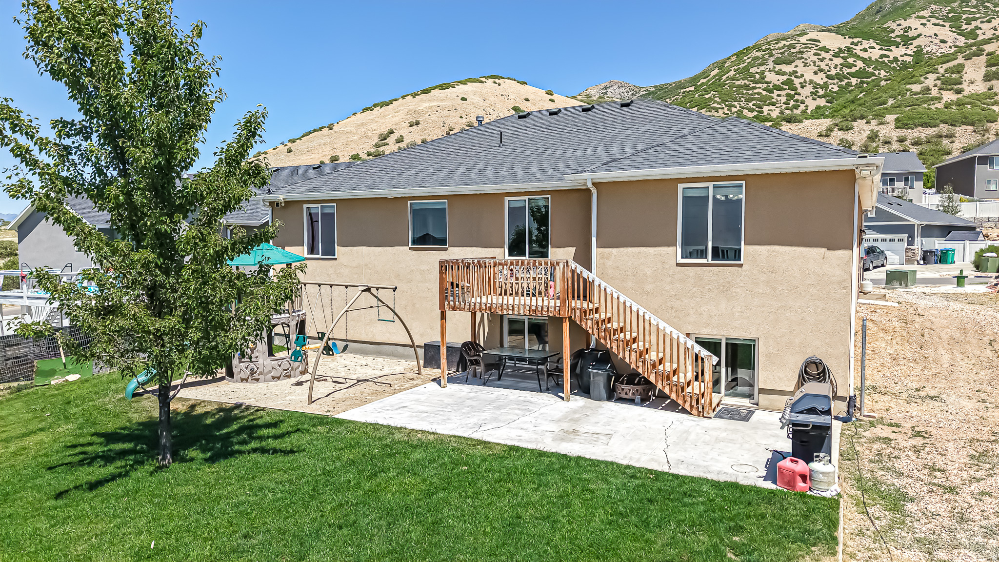 OAK SUMMIT - Residential