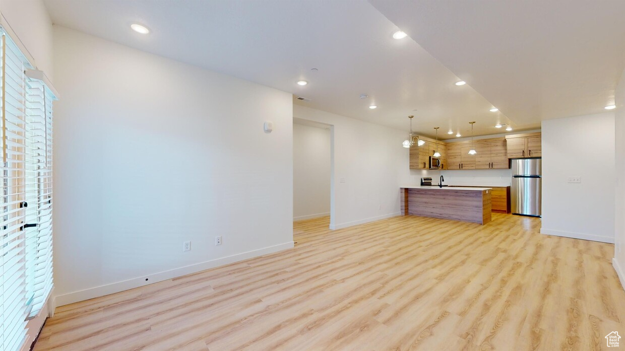 THE YARD - Residential