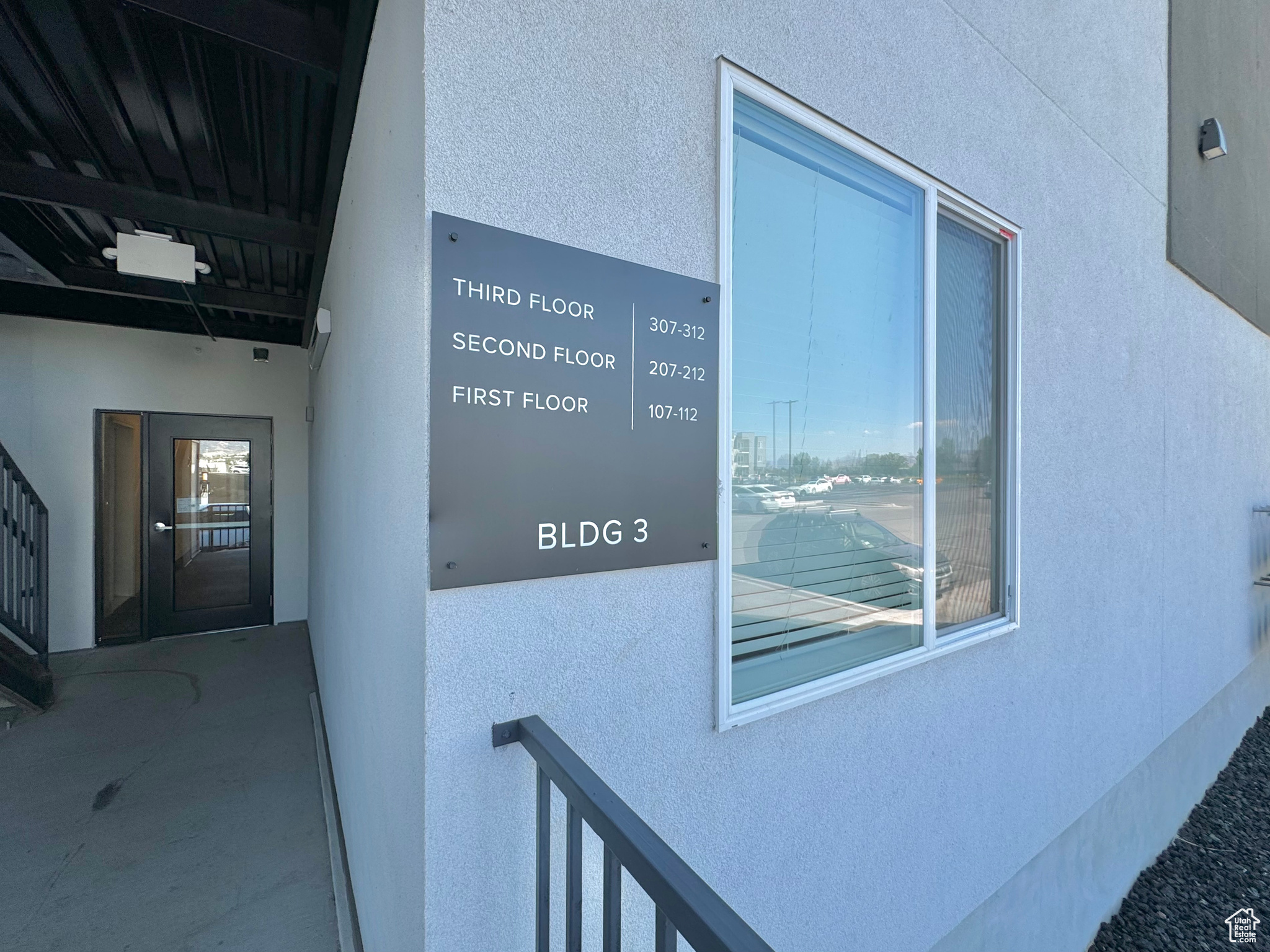THE YARD - Residential