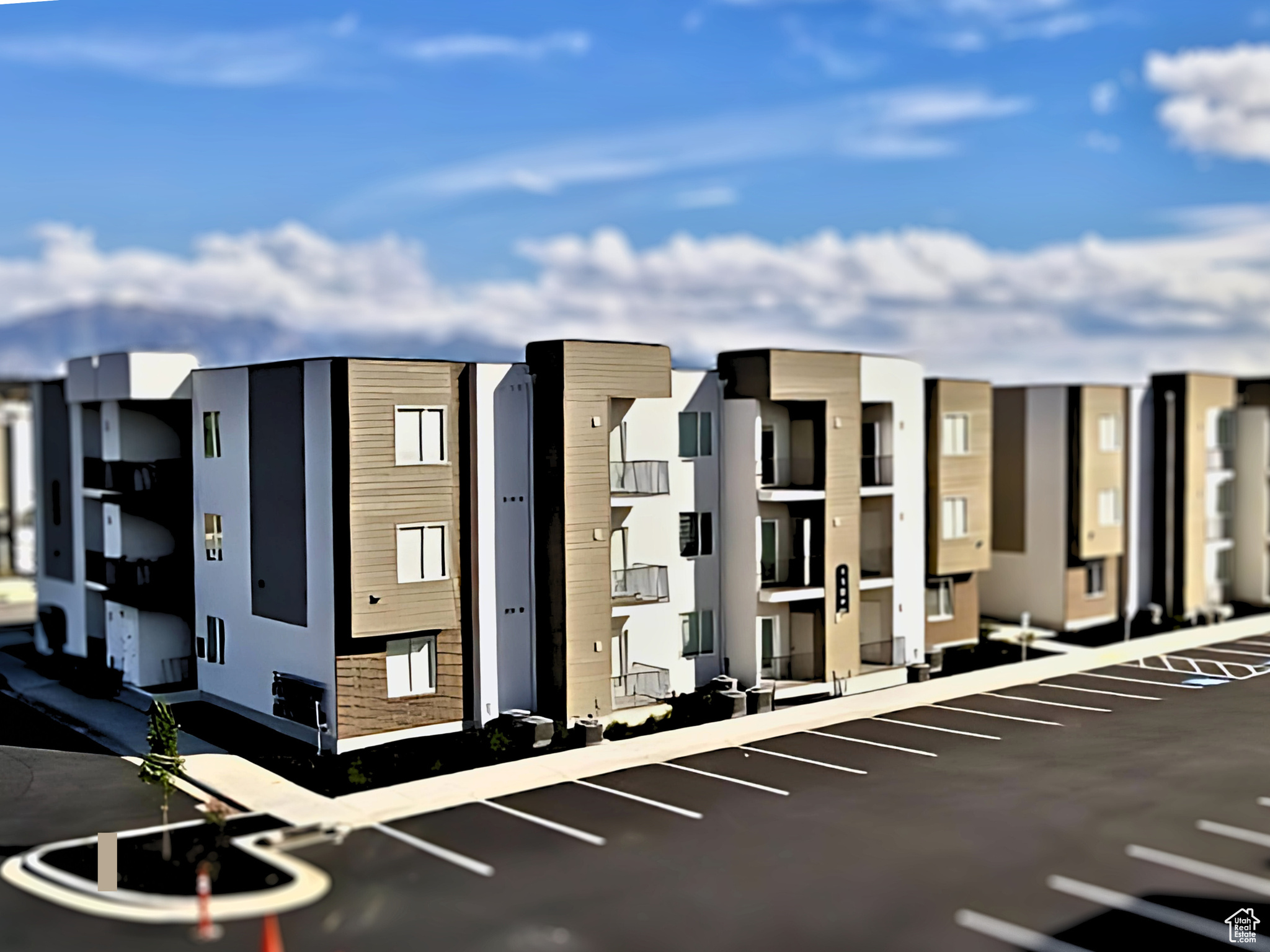 THE YARD - Residential