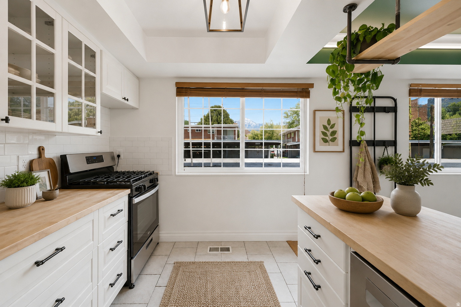 AIX LA CHAPE - Residential
