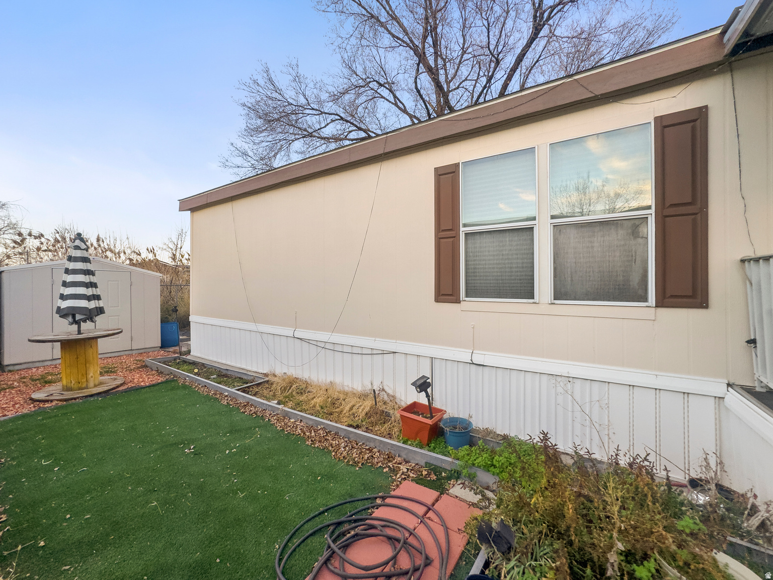 WESTERN ESTATES - Residential