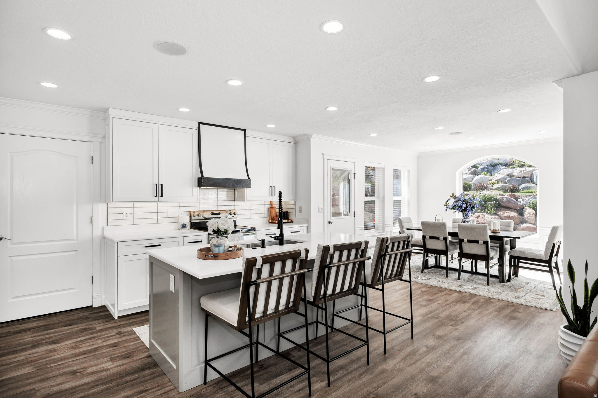 DRY CANYON - Residential